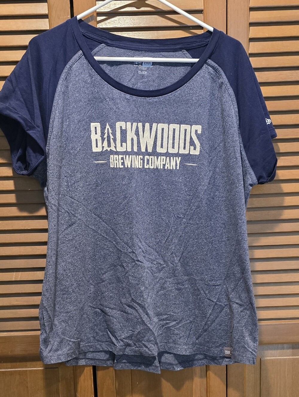 🍻 Backwoods Brewing Company Ladies’ Raglan Tee In Tech Fabric🍻